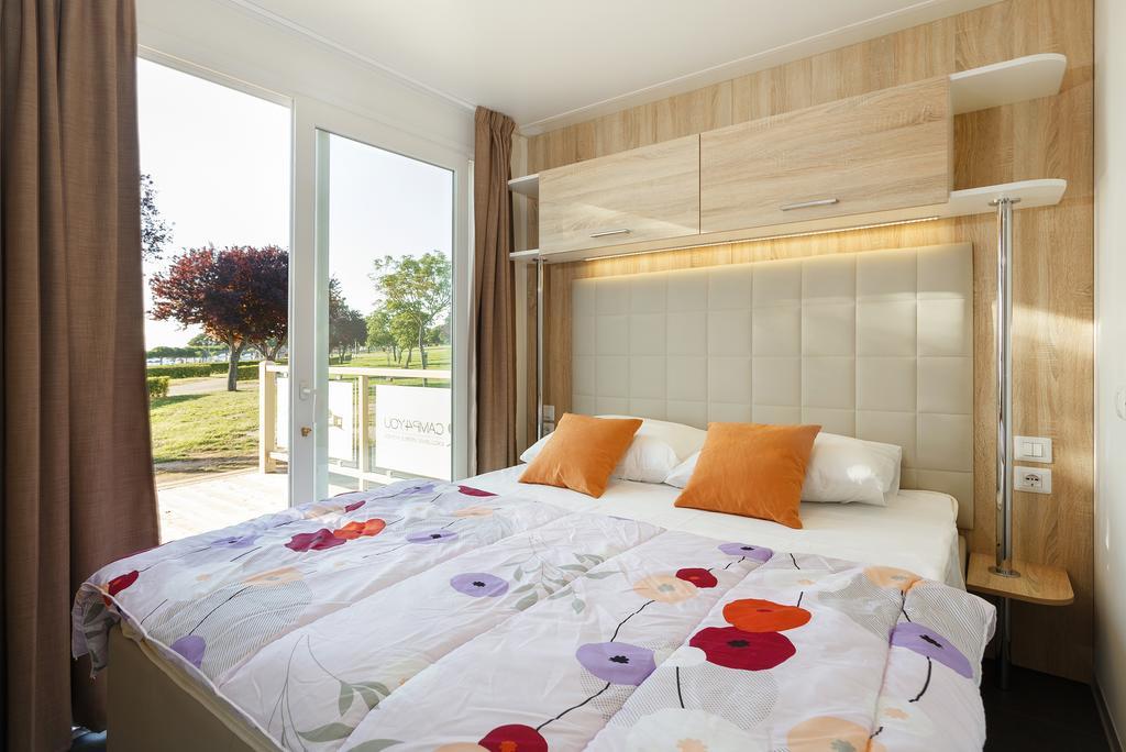 Mobile Homes Premium Vista Mare Park Umag By Camp4You 외부 사진